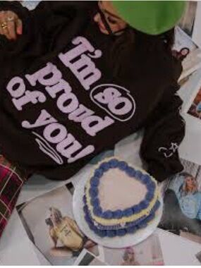 Dressed in LALA Brown Crewneck Sweatshirt Size Small / Medium S/M